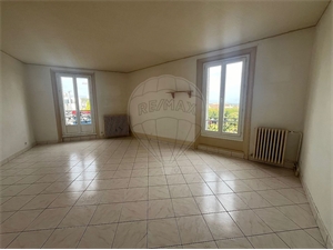 t4 à la vente -   77130  MONTEREAU FAULT YONNE, surface 98 m2 vente t4 - UBI451993997